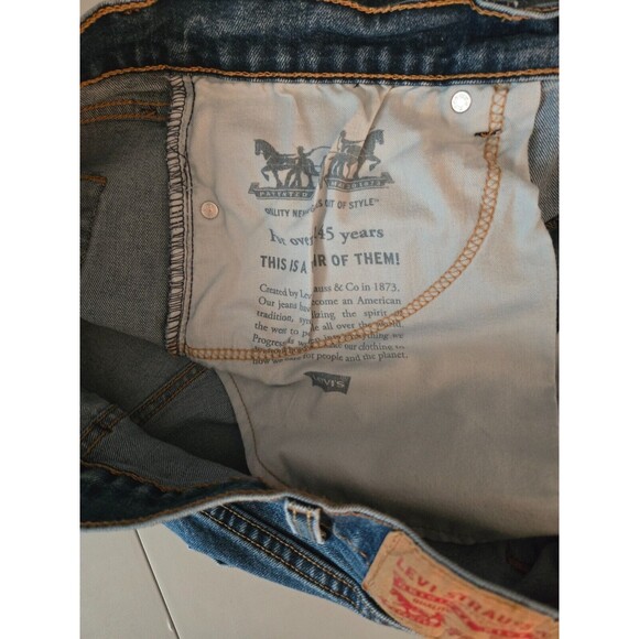 Levis 541 Straight Leg Jeans Sz 42x32 Light Wash Blue Denim - Picture 4 of 10